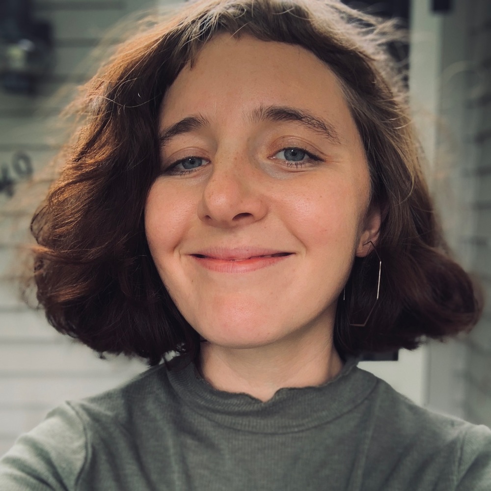 Meet your Posher, Alexandra